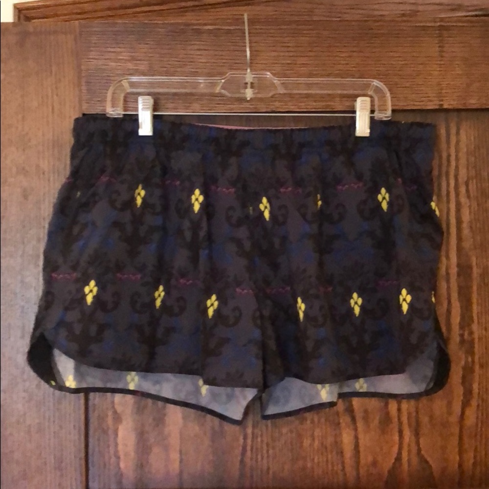 Lucy lounge shorts